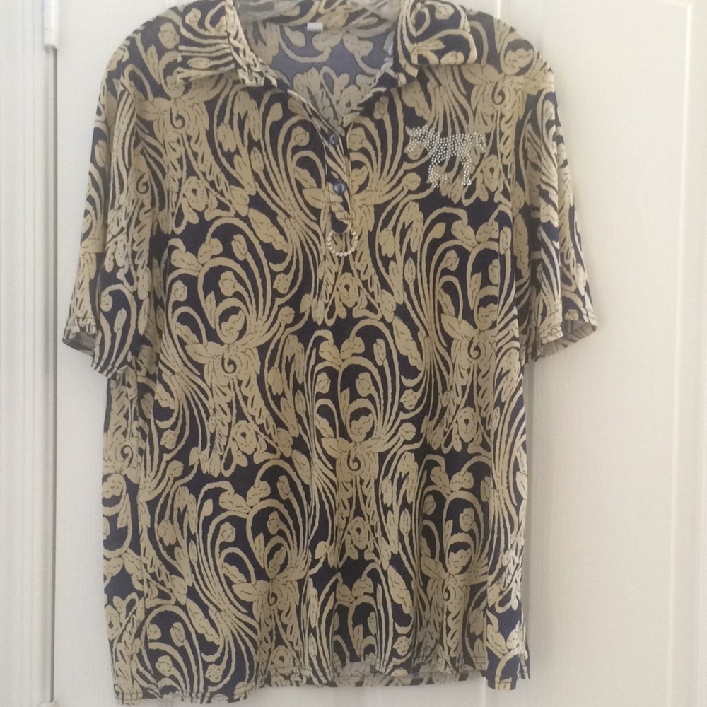 FINAL MARKDOWN Ladies embellished top xxl